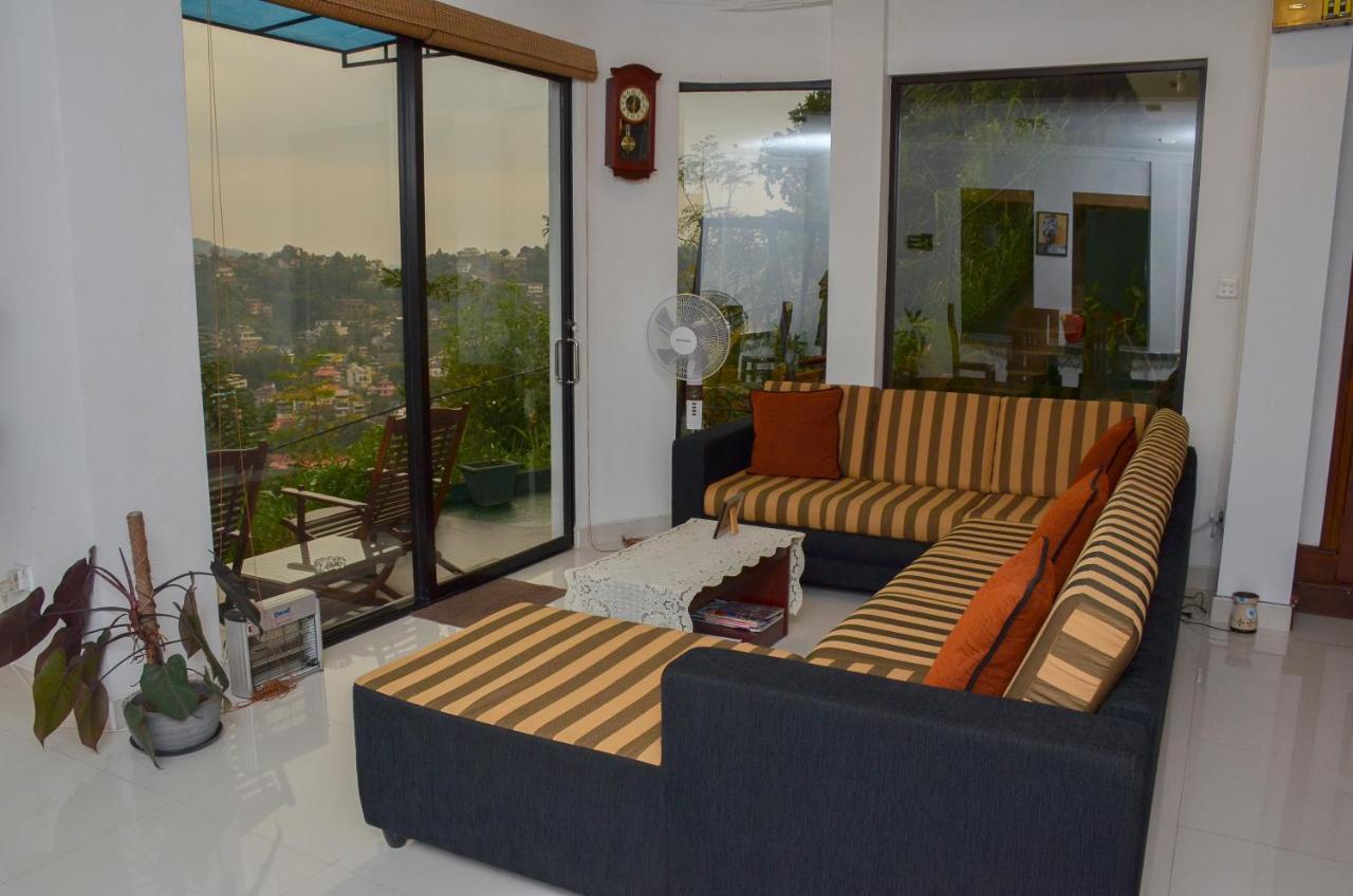 Angel Tower Bed & Breakfast Kandy Eksteriør bilde